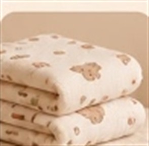 Muslin Blankets & Swaddles
